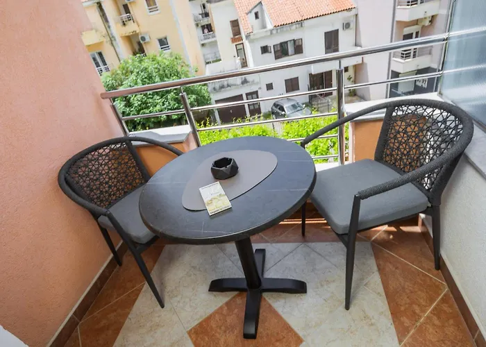 Adzic Apartments